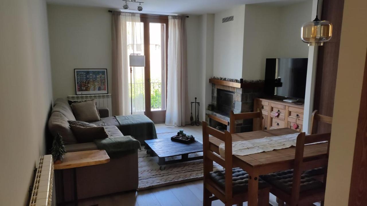 Apartament Ca La Nena Esterri D'Aneu Ngoại thất bức ảnh